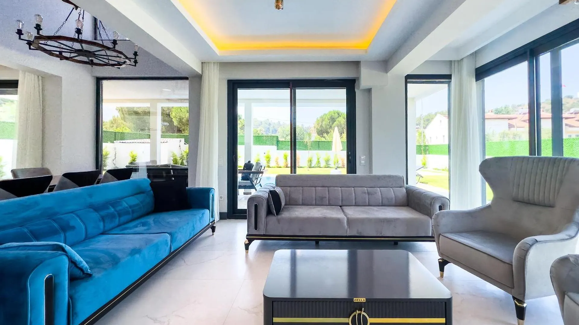 Capella Villas Φετιγιέ 0*,
