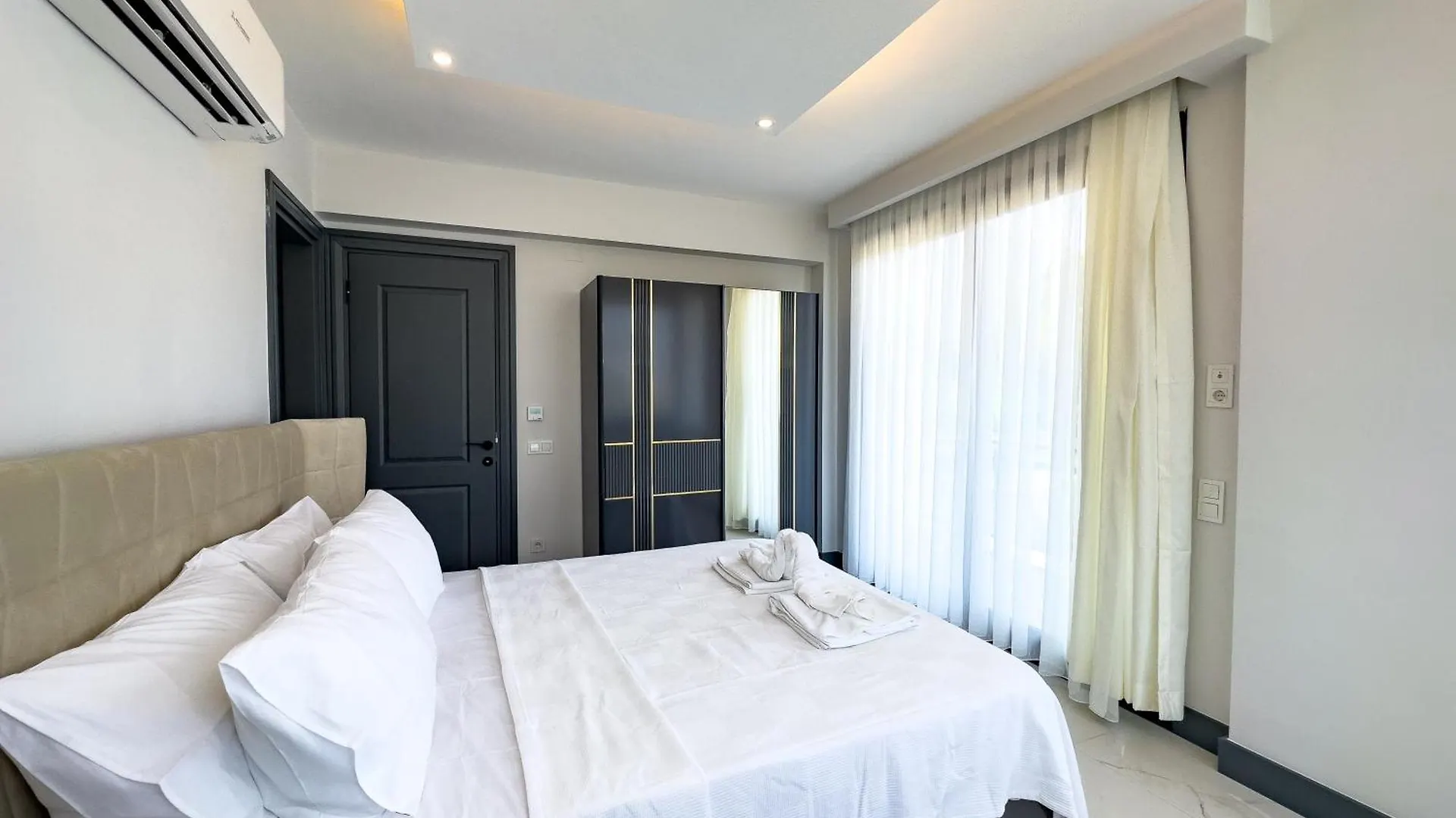 Capella Villas Φετιγιέ